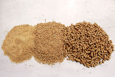 Different Types of Feed - Mash, Crumbles and Pellets